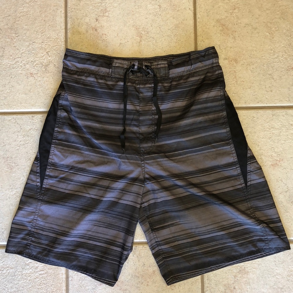 Men’s Medium Joe Boxer Swimming Trunks